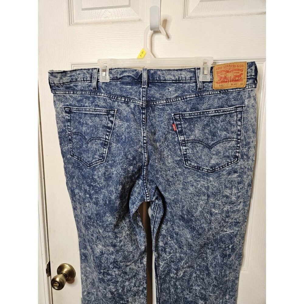 Levis 541 Jeans Mens 42x32 Blue Acid Wash Athletic Fit Taper Stretch Denim - Picture 8 of 13
